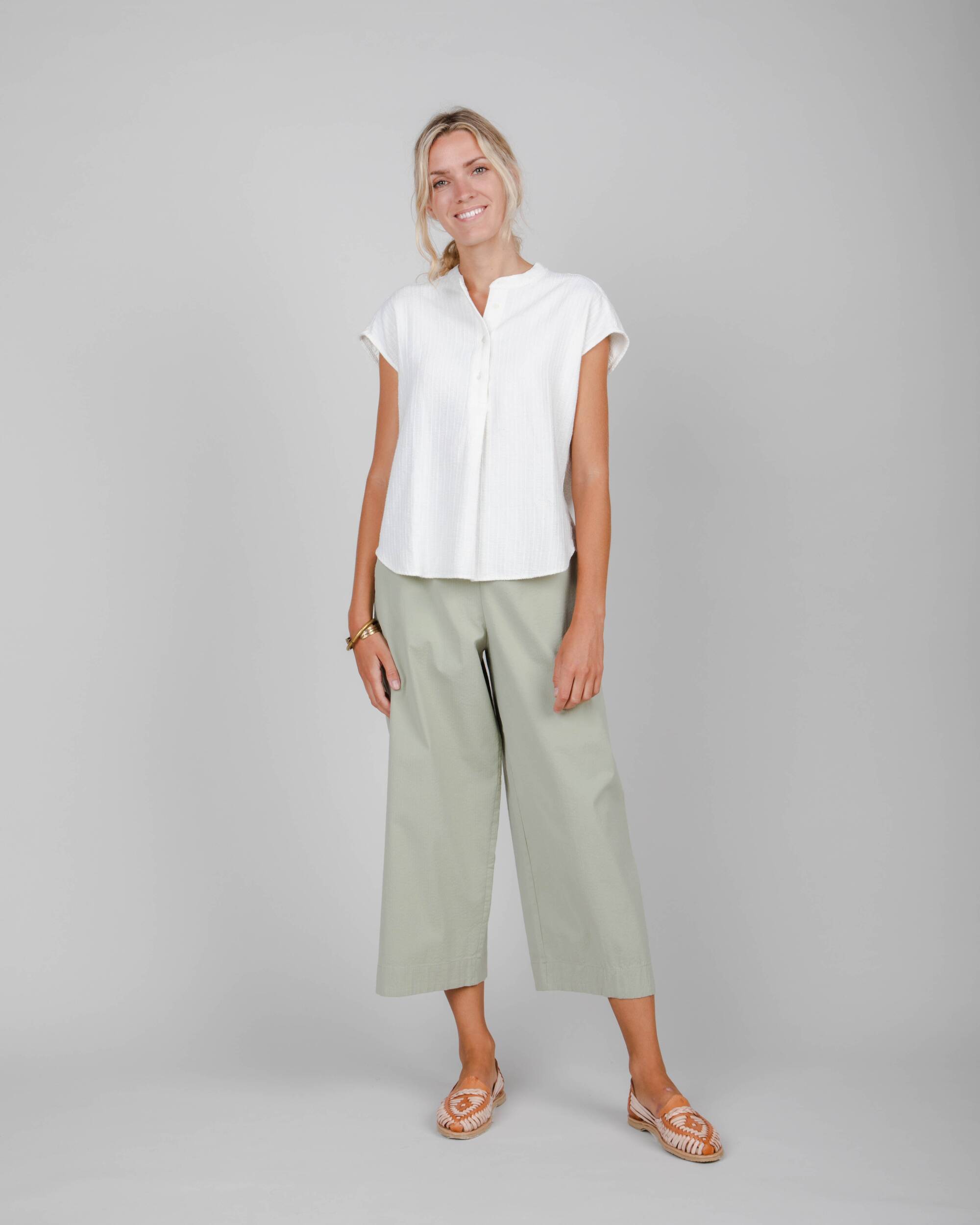 Marble Sleeveless Mao Blouse White