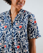 Ola de Calor Aloha Blouse Navy