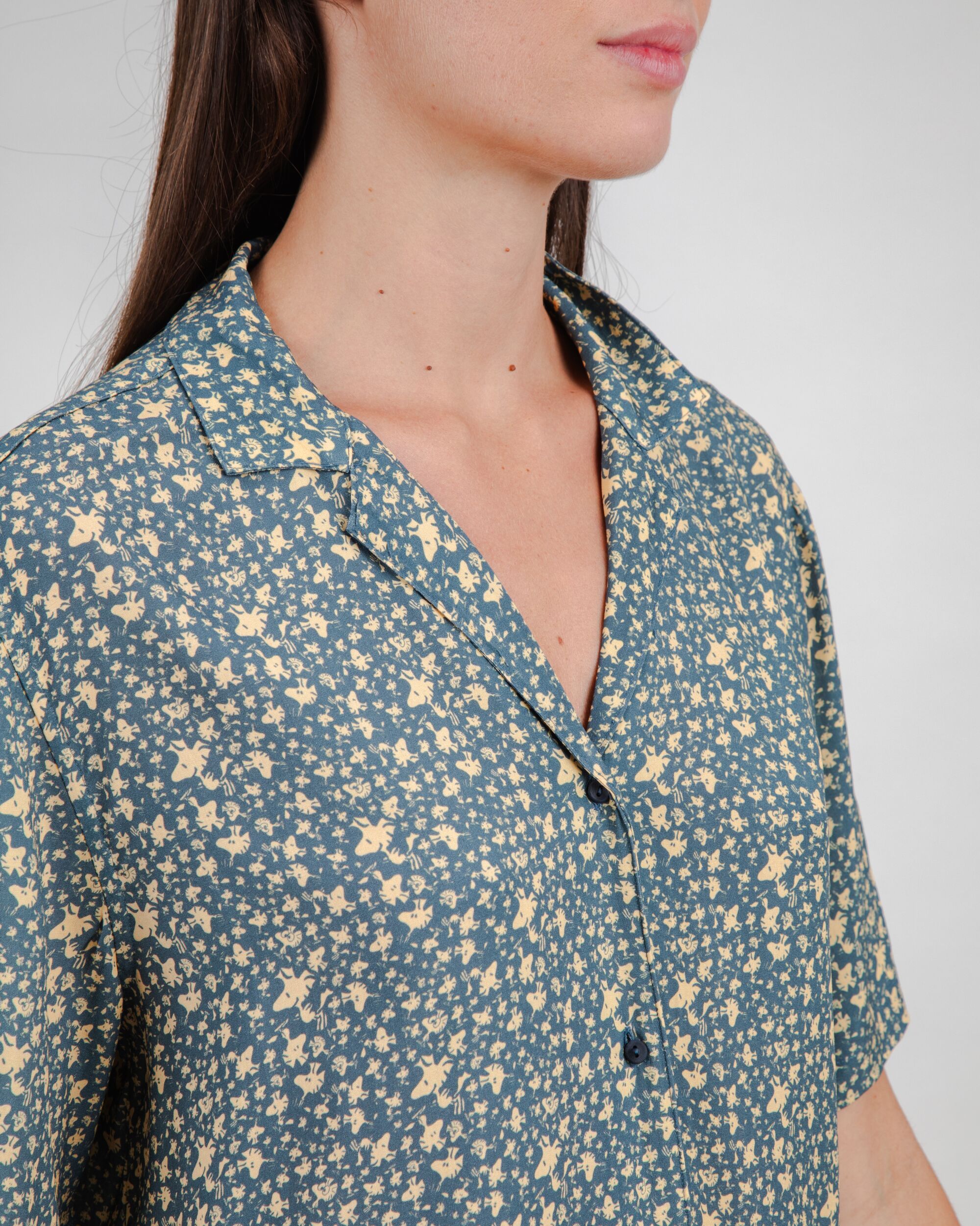 Peanuts Woodstock Aloha Blouse Navy