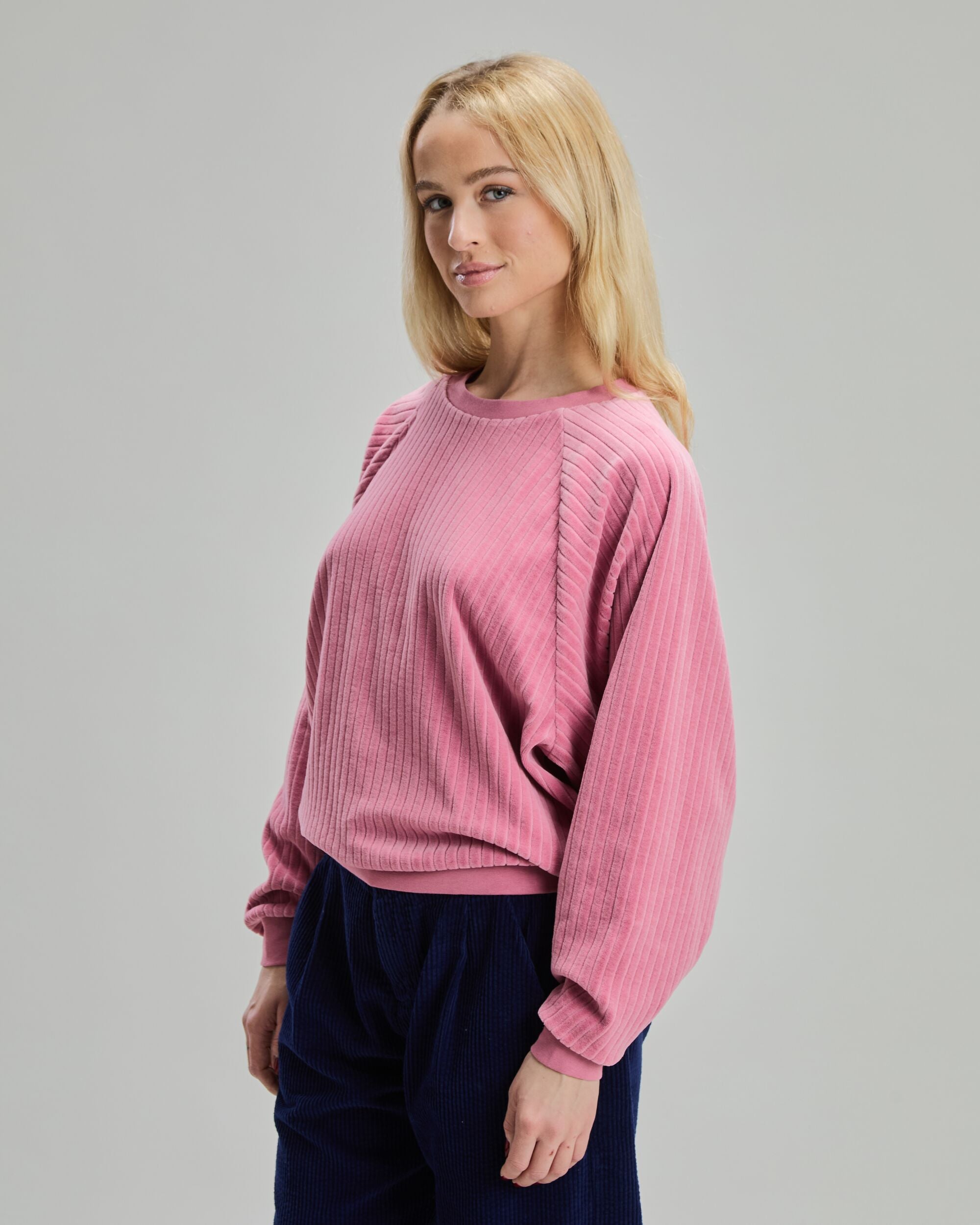 Velvet Corduroy Raglan Sweatshirt Pink Rose