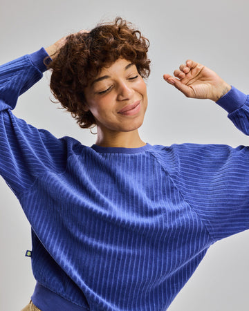 Velvet Corduroy Raglan Sweatshirt Blue
