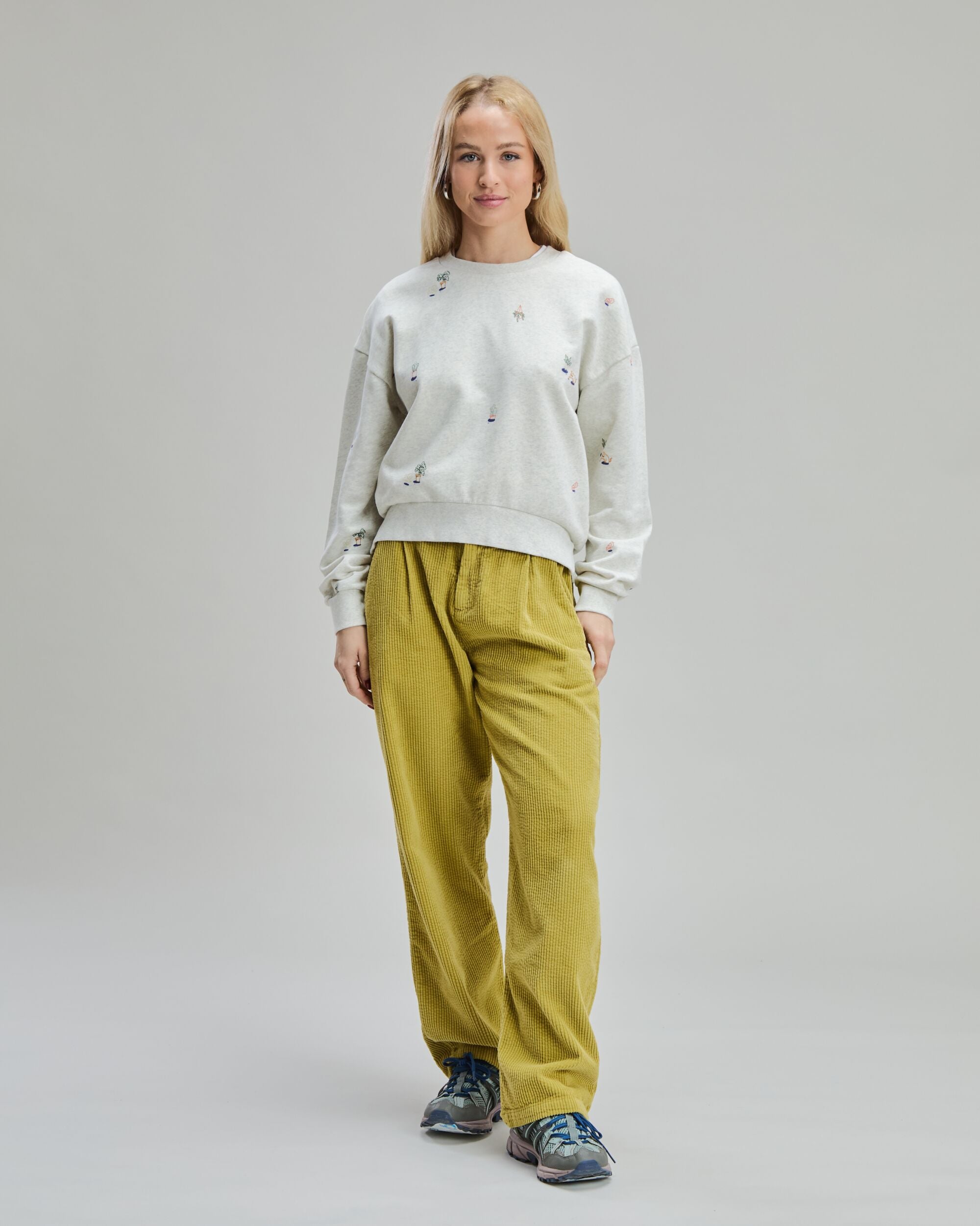 Grandma Plants Sweatshirt Ecru