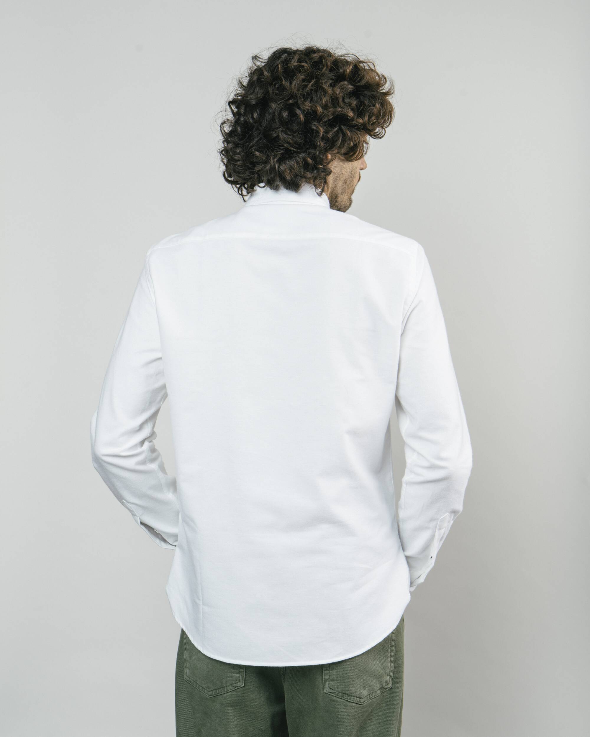 Akito Essential Shirt