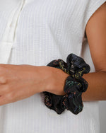 Scrunchie Flames Black