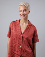 Jacquard Aloha Blouse Garnet